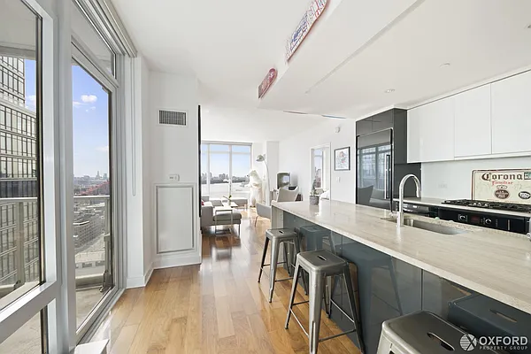 Rented by Oxford Property Group | media 48