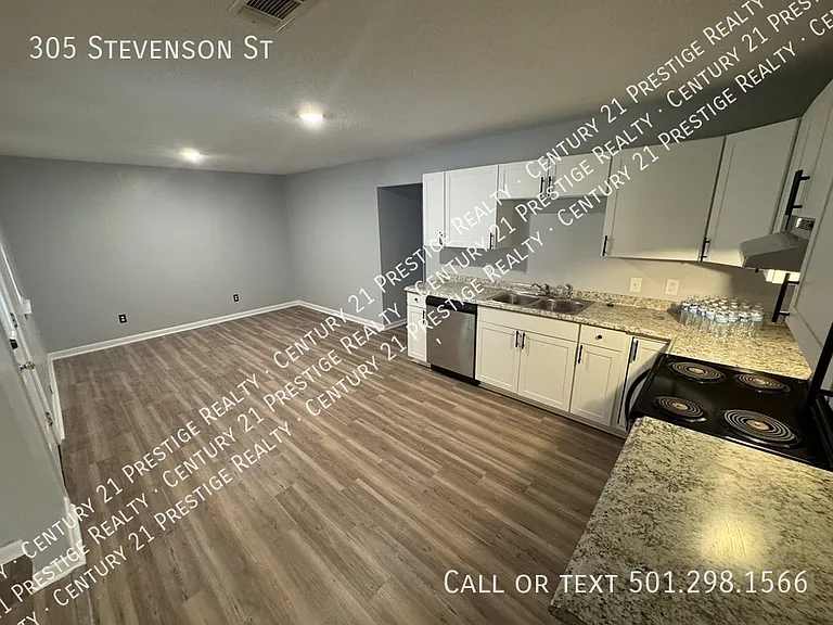 305 Stevenson St — Photo 15