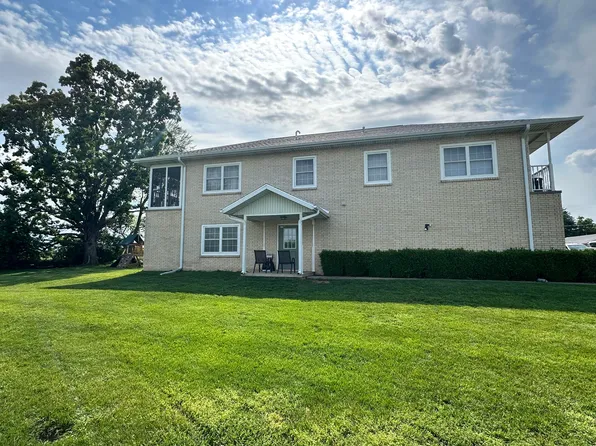 1110 Lake Road Drive, Cassville, MO 65625