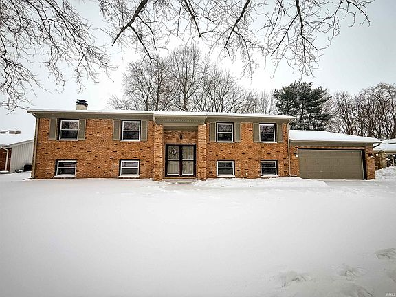 3rd image of 6124 S Gotham Dr