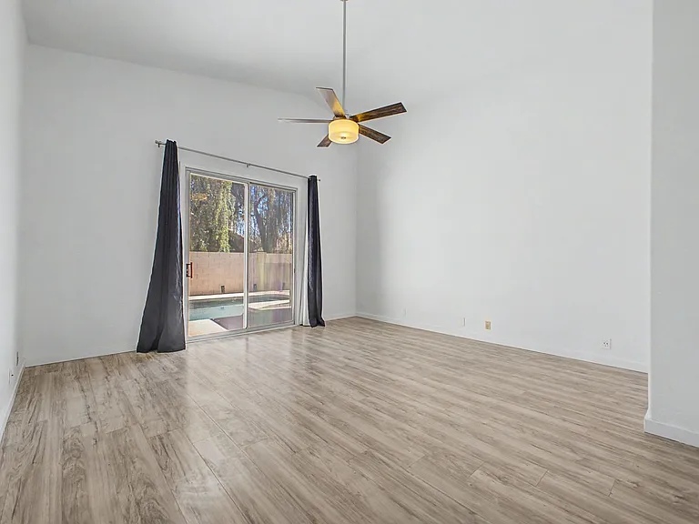 7251 E Lakeview Ave — Photo 18