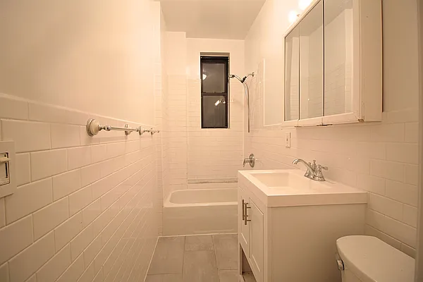 Rented by Bold New York | media 24