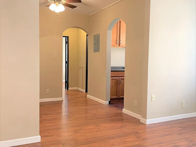 5712 Phillips Ave #B9 — Photo 41