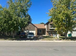 19461 E Iowa Cir, Aurora, CO 80017