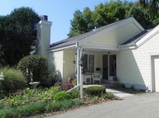 88 Oak Creek Trl, Madison, WI 53717