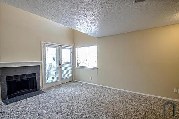 9835 Walnut St #202 — Photo 12