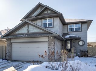 25 Ridgehaven Cres, Strathcona County, AB T8A6H9