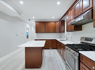 27 Lyon St #1, Dorchester, MA 02122