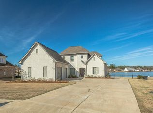 122 Camden Shrs, Madison, MS 39110