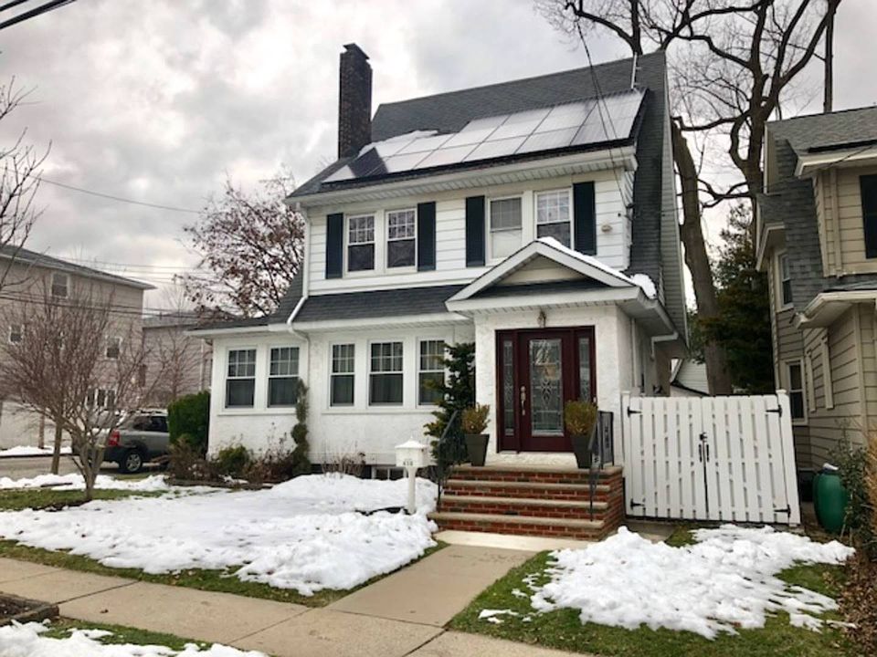 1st image of 610 Bement Ave