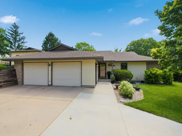 1615 Henry St, Council Bluffs, IA 51503
