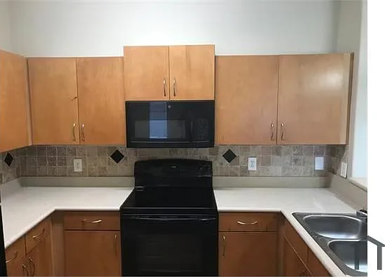 8290 Gate Pkwy W #316 — Photo 9
