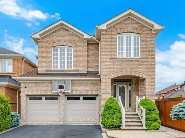 19 Thornbush Blvd, Brampton, ON L7A 0K5