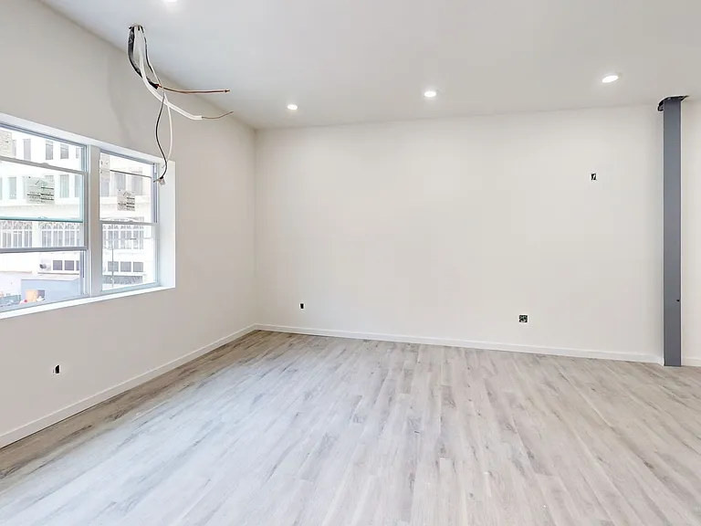 252 Washington St — Photo 20