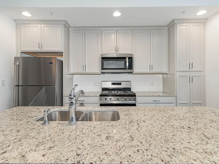3117 Stall Ln — Photo 10