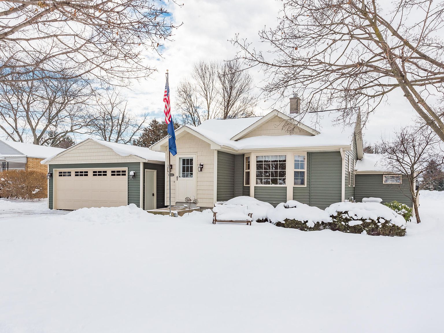 2630 Baldwin St, Jenison, MI 49428 Zillow
