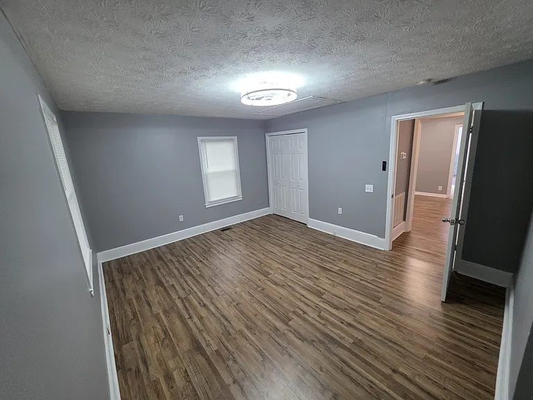 500 Blair St — Photo 17