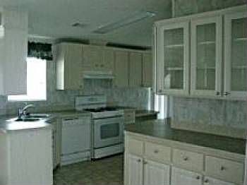 2nd image of 33 Pineview Lake Cir