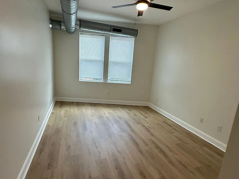 4631 Montgomery Rd — Photo 19