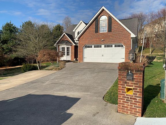 3rd image of 4541 Palomino Dr