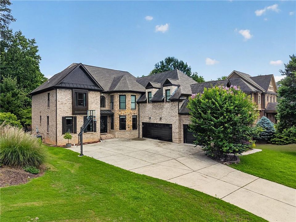 1st image of 585 Settles Brook Ct