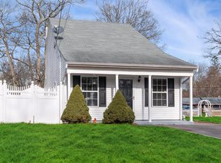 131 Colin Dr, Shirley, NY 11967