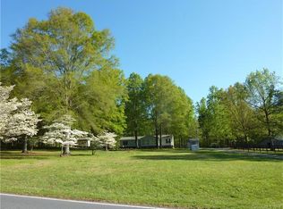 2801 Stevens Mill Rd, Matthews, NC 28104