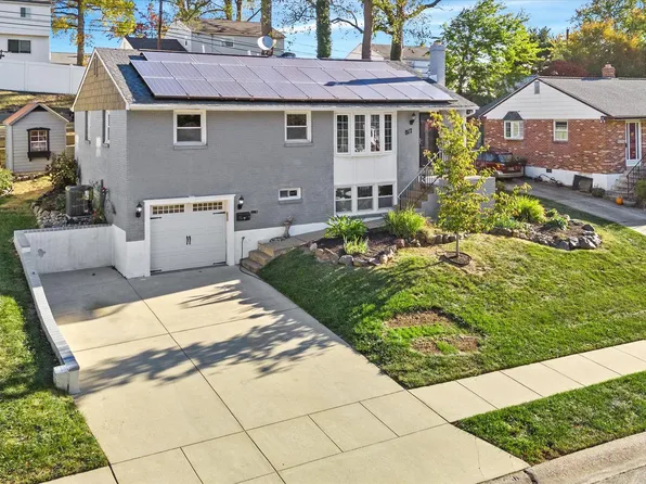 817 Parkside Blvd, Claymont, DE 19703