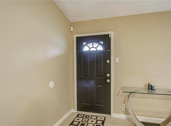 3rd image of 112 N Briarcrest Dr