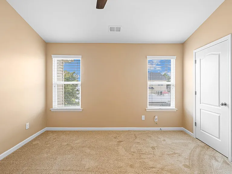 12562 McGrath Dr — Photo 15