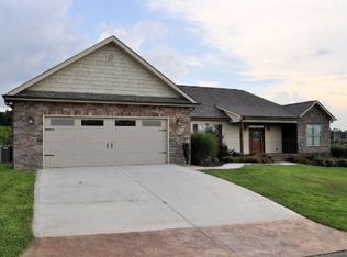814 Gavin Ln, Seymour, TN 37865