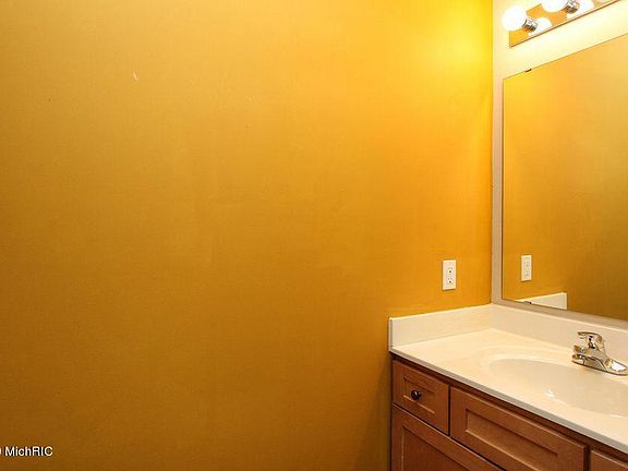 3rd image of 5890 E Lyn Haven Dr SE #55