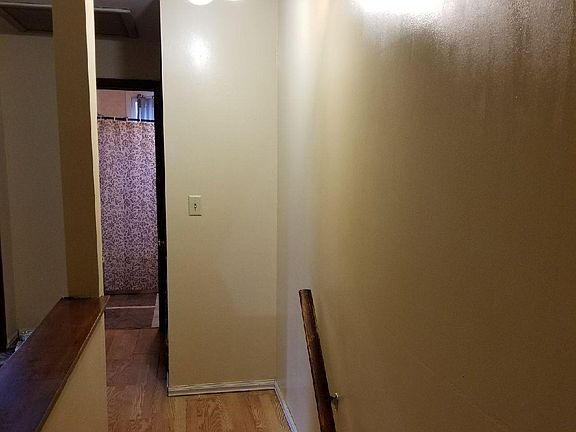 5th image of 311 Norman St