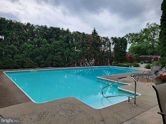 3rd image of 1804 Ashton Dr