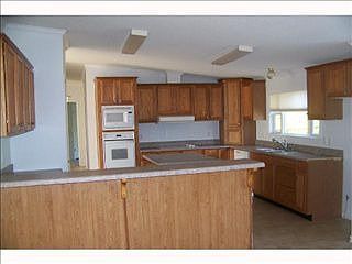 3rd image of 21113 Tanglewood Dr