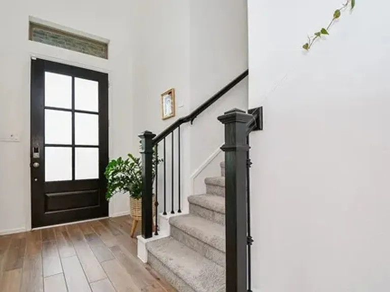 10423 Mira Terace Trl — Photo 6