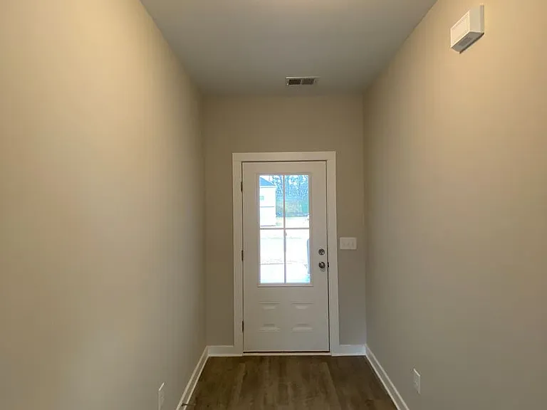 65 Red Oak Ct — Photo 16