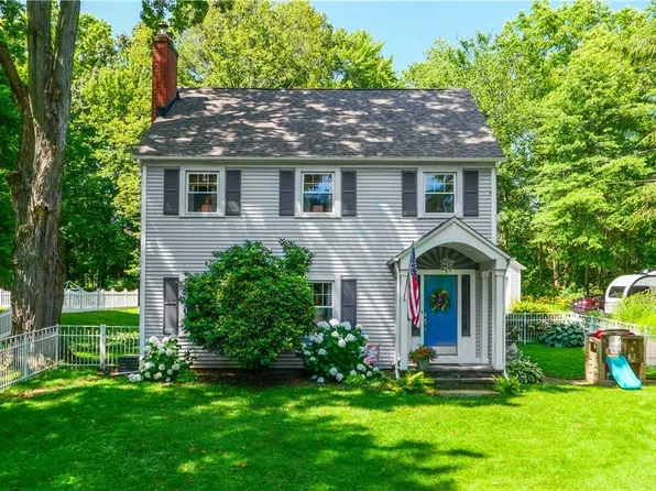 6735 Wakefield Rd, Hiram, OH 44234