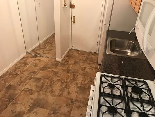 Rented by J Misrahi Realty Corp | media 26