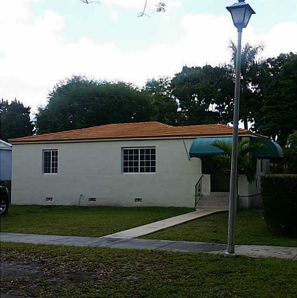 1st image of 70 S Melrose Dr