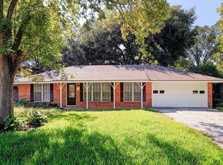 9019 Theysen Dr, Houston, TX 77080