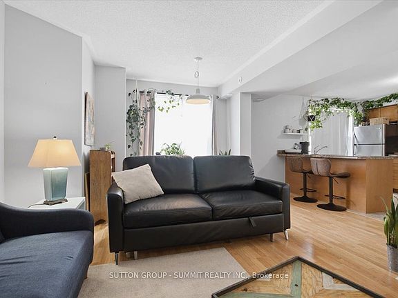 5th image of 25 Strangford Ln Unit 201
