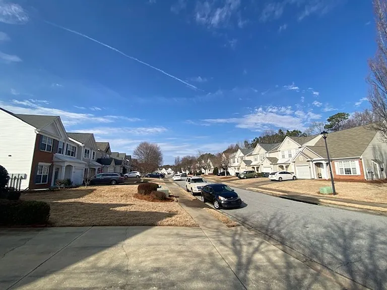 5463 Medlock Corners Dr — Photo 10