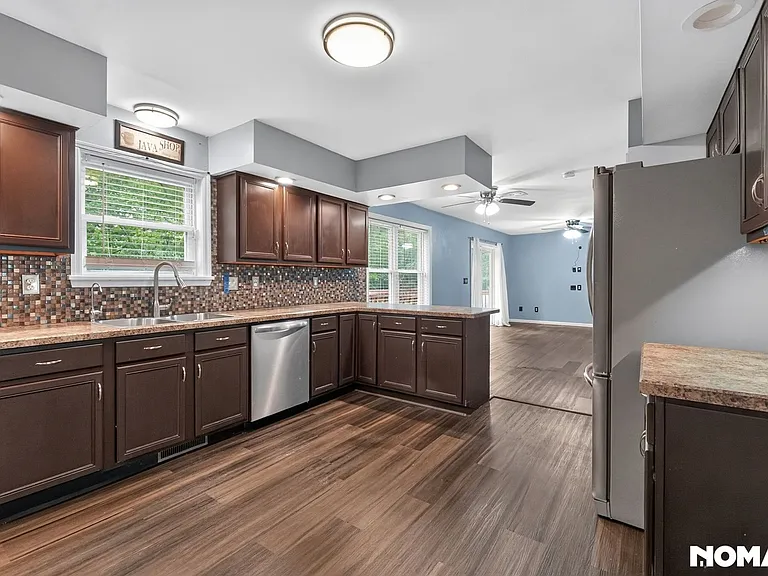 122 Saw Mill Rd — Photo 11