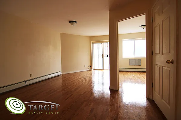 Rented by Target Realty Group | media 23