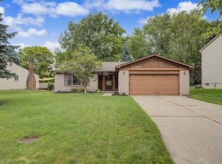 22440 Mill Rd, Novi, MI 48375