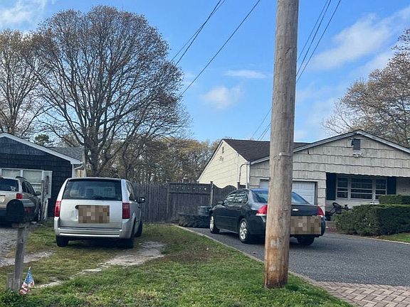 3rd image of 17 Presford Dr