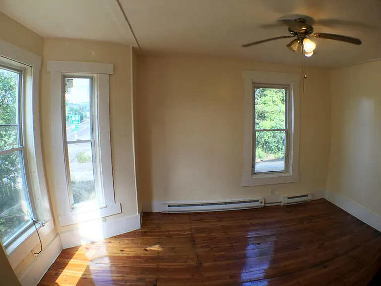955 Main St #1 — Photo 5