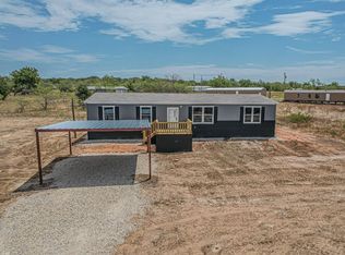 359 Valley Ridge Dr, Bridgeport, TX 76426