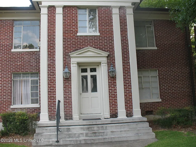 1004 Poplar Blvd #2 — Photo 3